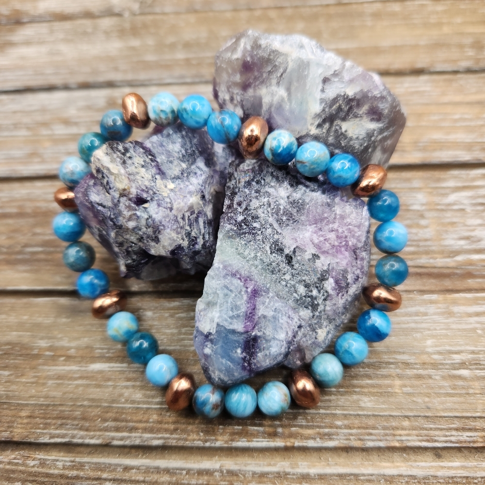 Neon Blue Apatite and Copper Nugget Beaded Bracelet